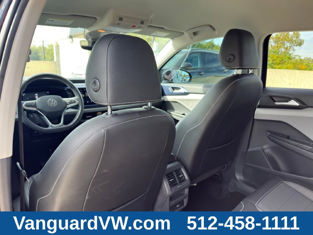 Used 2022 Volkswagen Taos SE w/ Driver Assistance Package FWD image 28
