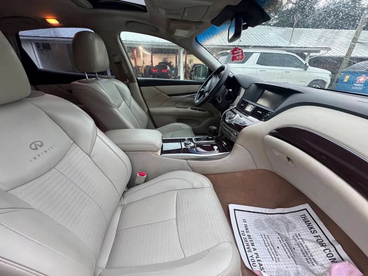 Used 2012 INFINITI M56 w/ Sport Pkg RWD image 13