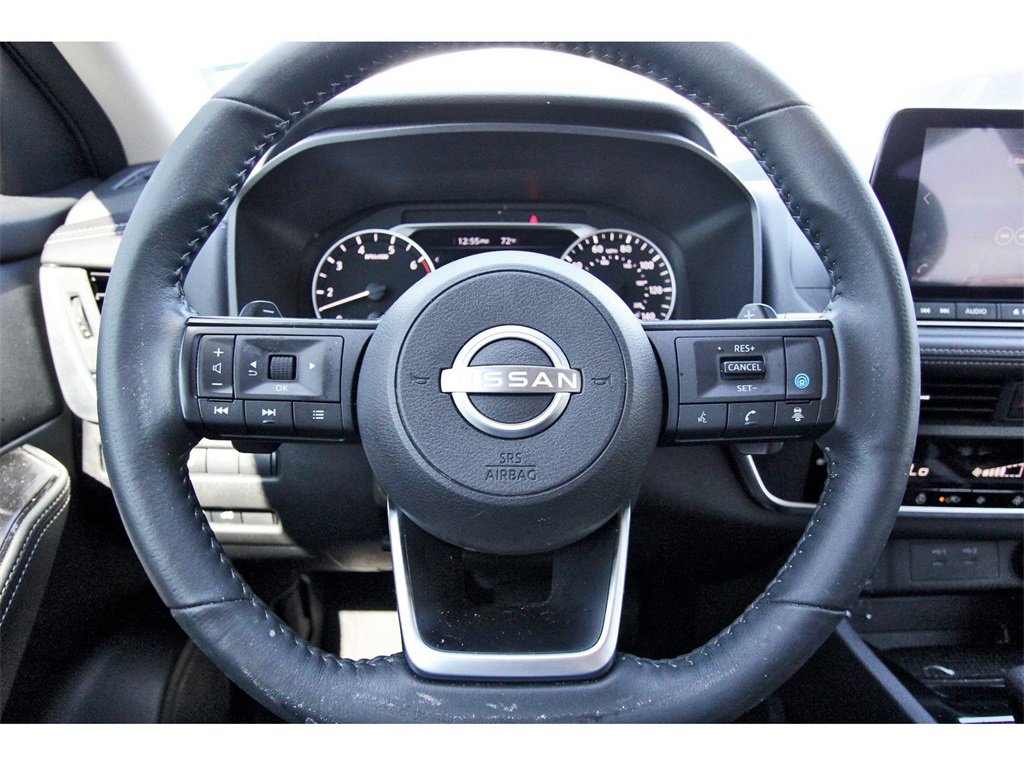 Used 2024 Nissan Rogue SV w/ SV Premium Package image 9