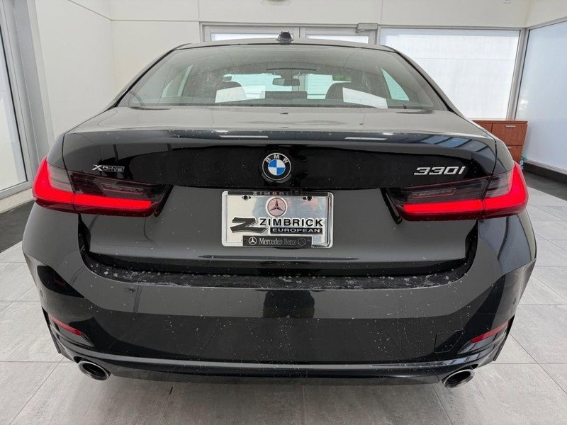 Used 2024 BMW 330i xDrive Sedan w/ Premium Package image 3
