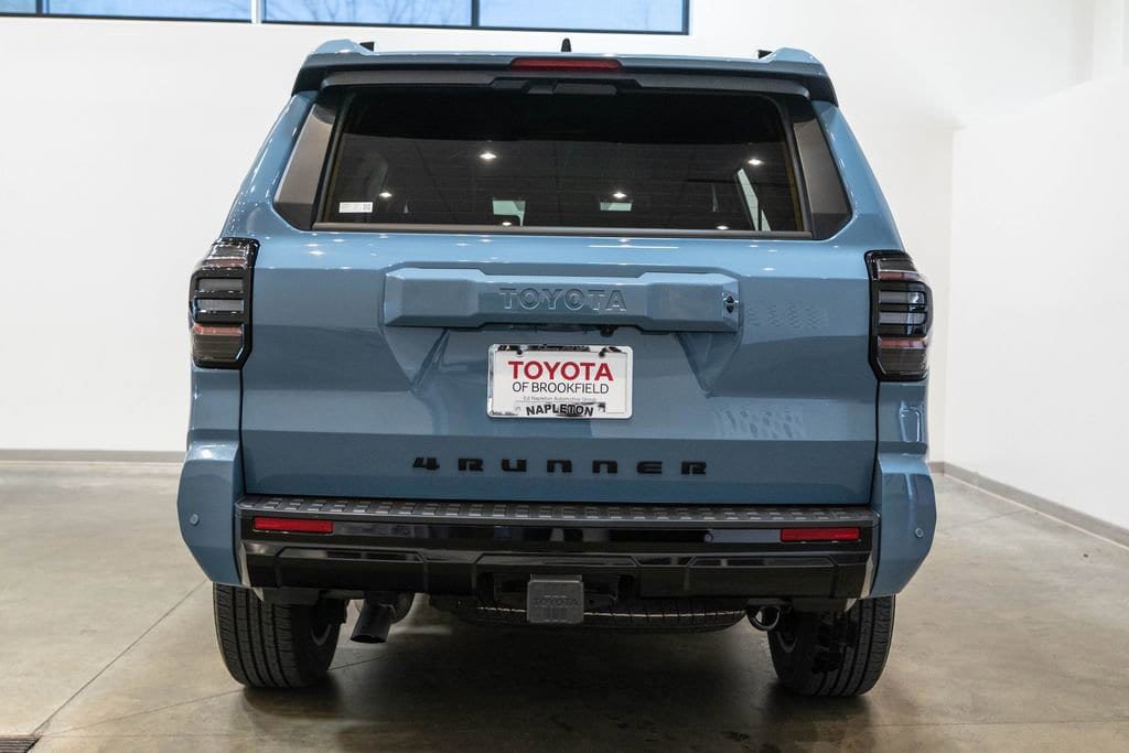 Certified 2025 Toyota 4Runner TRD Sport Premium AWD/4WD image 8