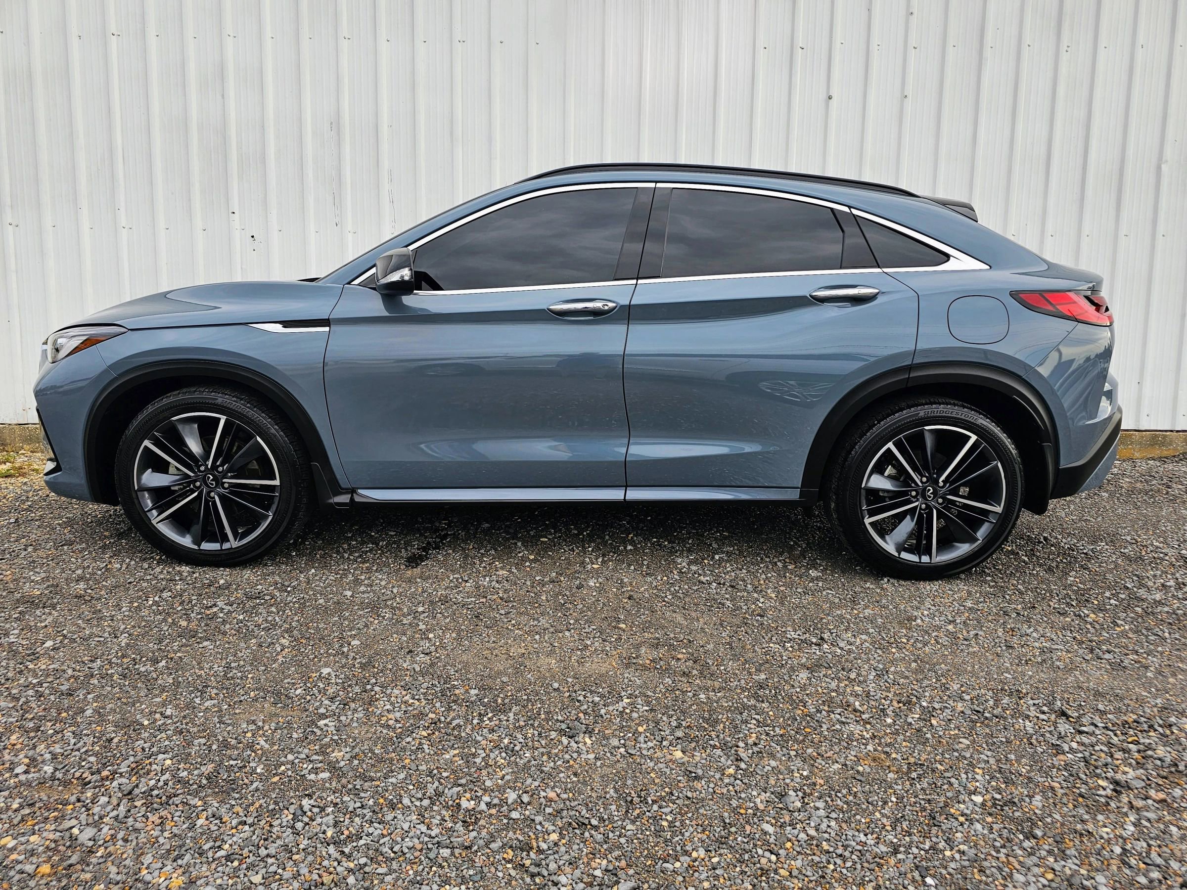 Used 2025 INFINITI QX55 Luxe w/ Cargo Package image 2