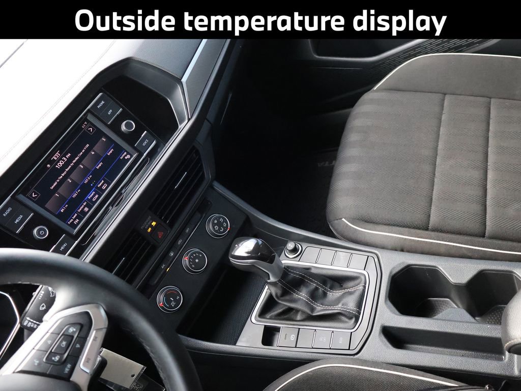 Used 2023 Volkswagen Jetta Sport image 20