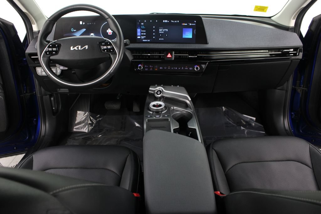 Used 2022 Kia EV6 Wind RWD image 10