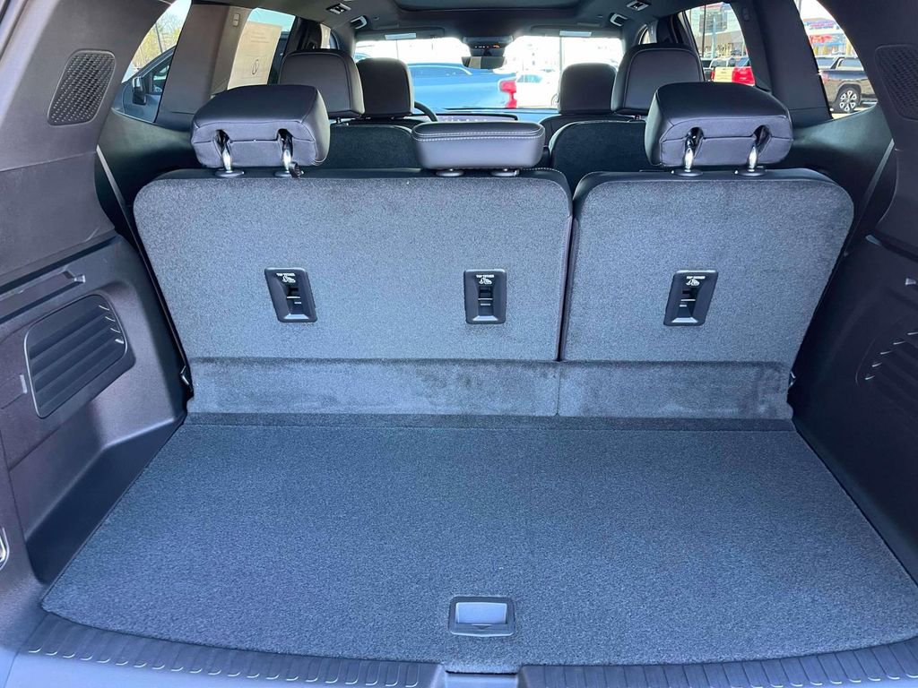 New 2026 Buick Enclave Sport Touring w/ Power Package image 17