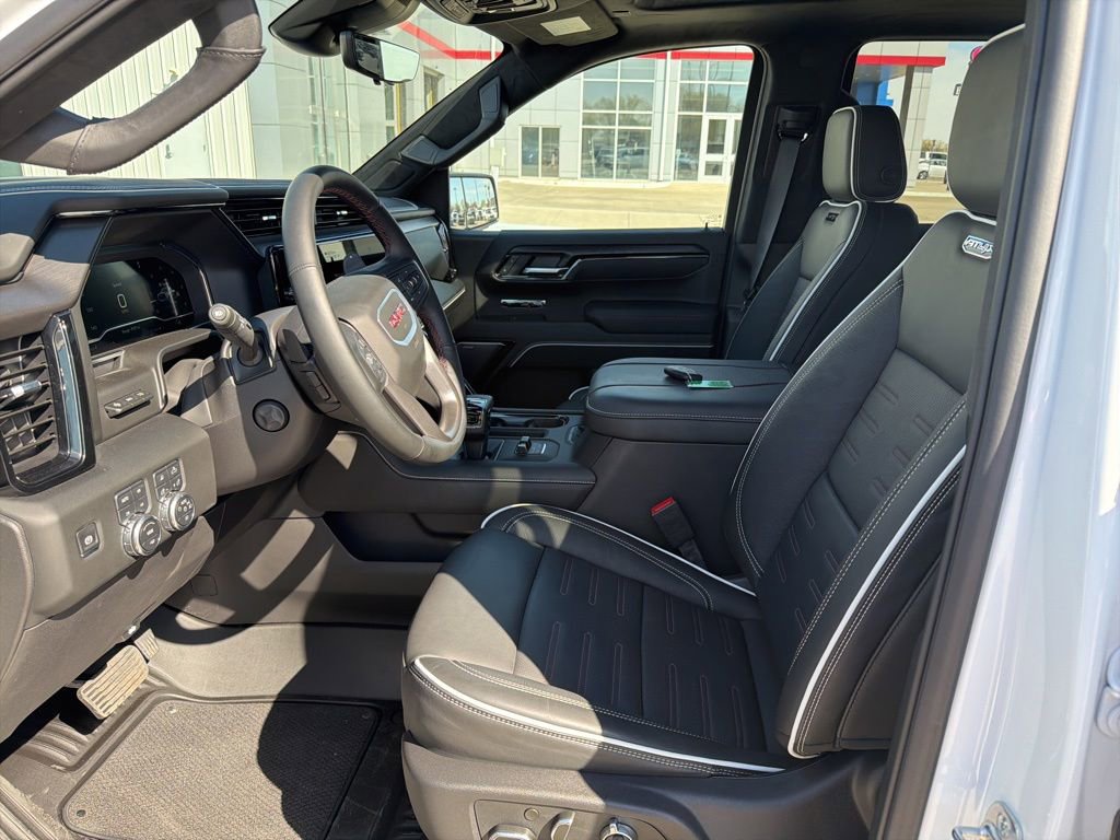 Used 2025 GMC Sierra 1500 AT4X image 17