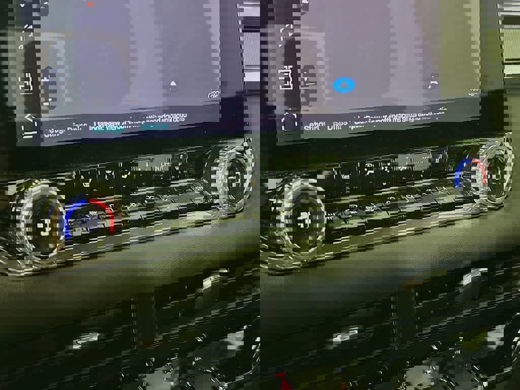 Used 2023 GMC Canyon Elevation w/ LPO, Off Road Lift Package image 18