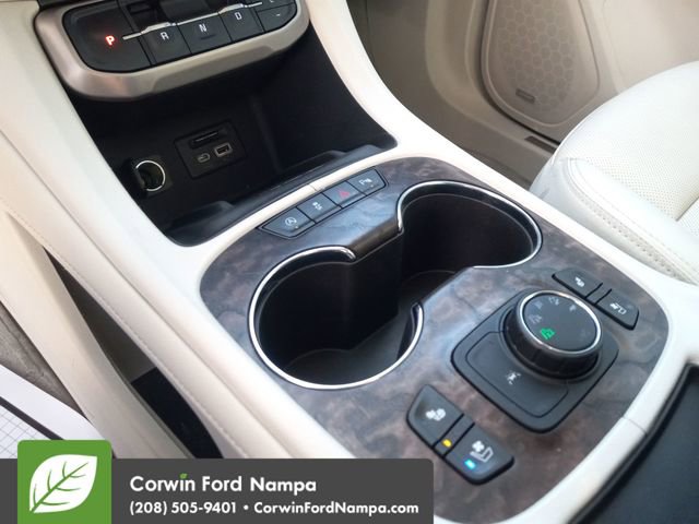 Used 2021 GMC Acadia Denali w/ Denali Ultimate Package image 17