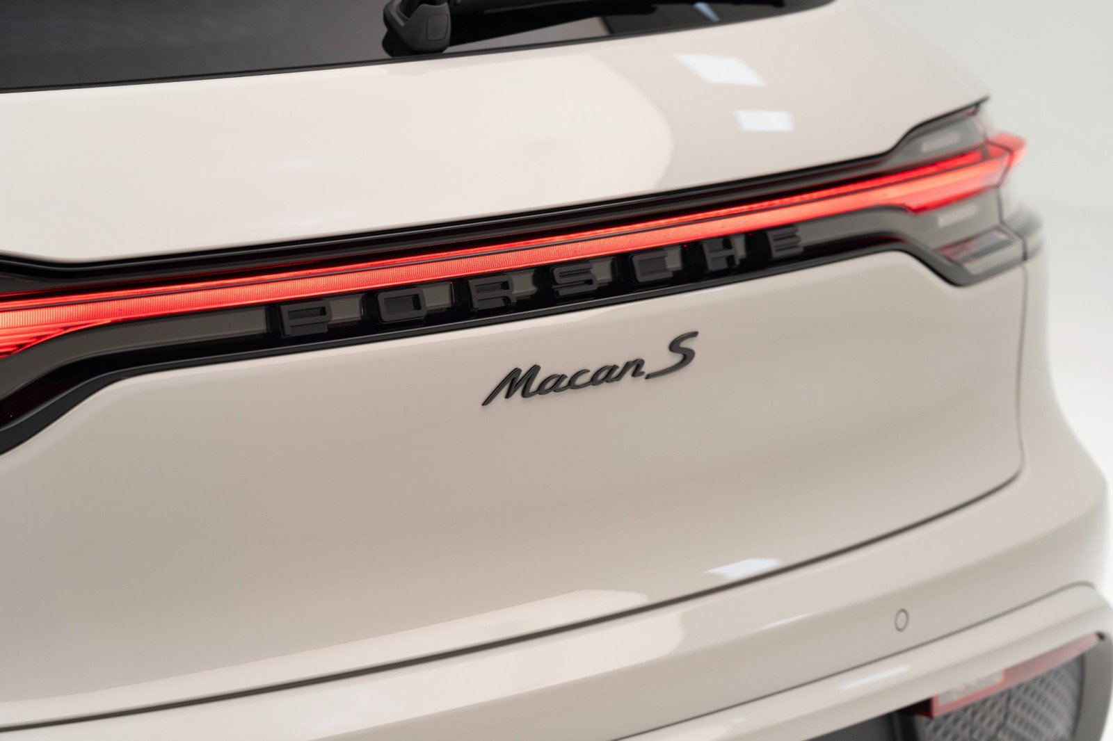 New 2026 Porsche Macan S image 14