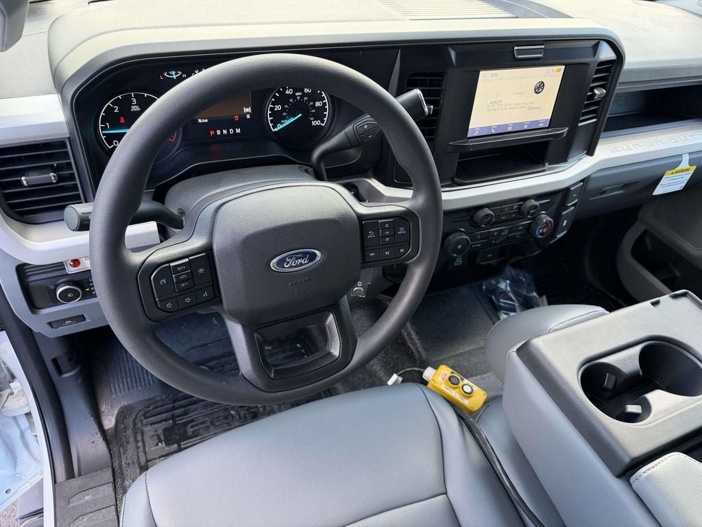 New 2025 Ford F450 XL w/ XL Chrome Package AWD/4WD image 10