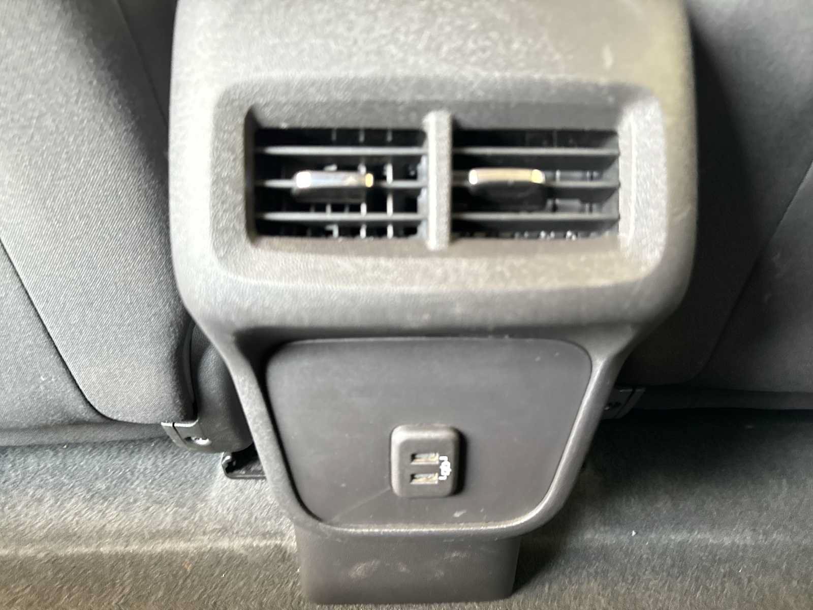Certified 2024 Chevrolet Equinox LT AWD/4WD image 33