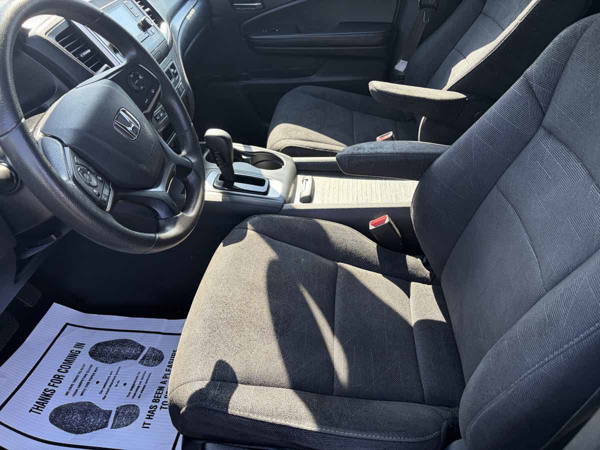 Used 2019 Honda Pilot LX image 10