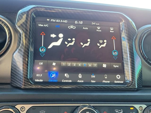 Used 2021 Jeep Gladiator Willys image 33