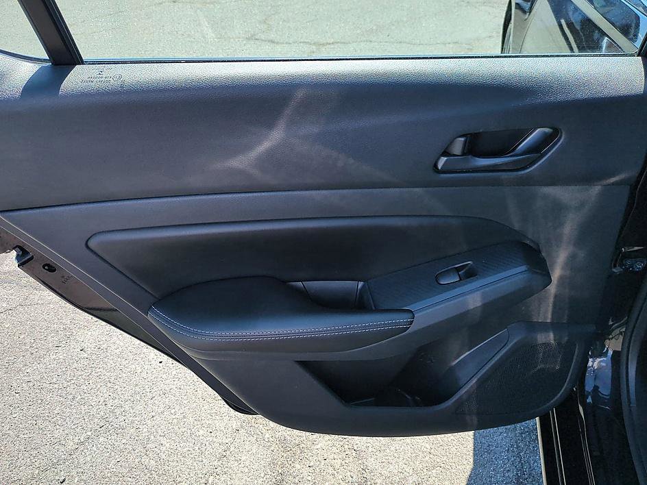 Used 2024 Nissan Altima 2.5 SV FWD image 26