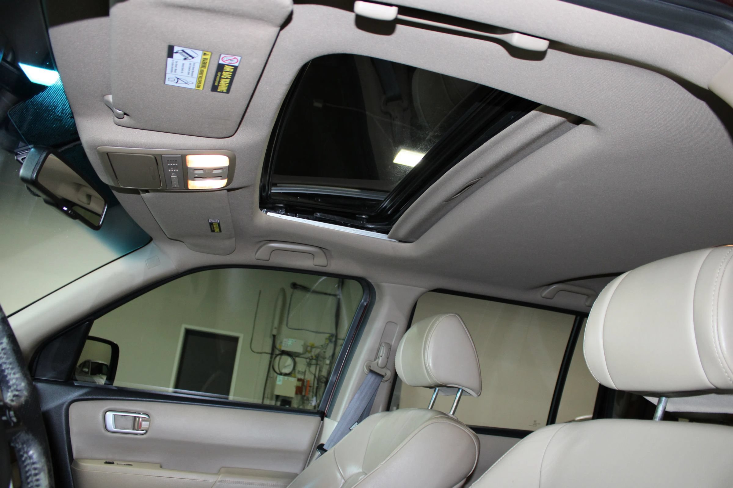 Used 2011 Honda Pilot EX-L image 18