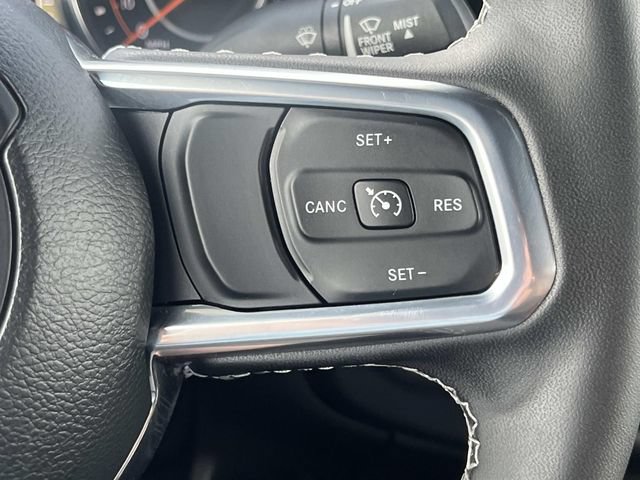 Used 2023 Jeep Gladiator Rubicon w/ Cold Weather Group AWD/4WD image 23