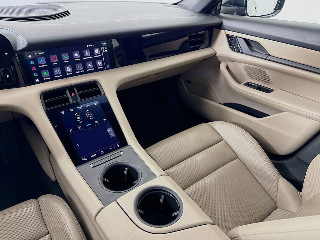 Certified 2021 Porsche Taycan RWD image 25