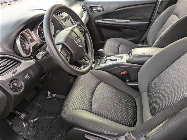 Used 2019 Dodge Journey SE w/ Blacktop Package image 16