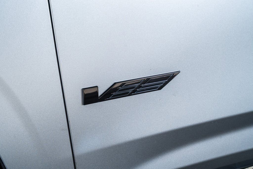 Used 2023 Cadillac Escalade ESV V image 21