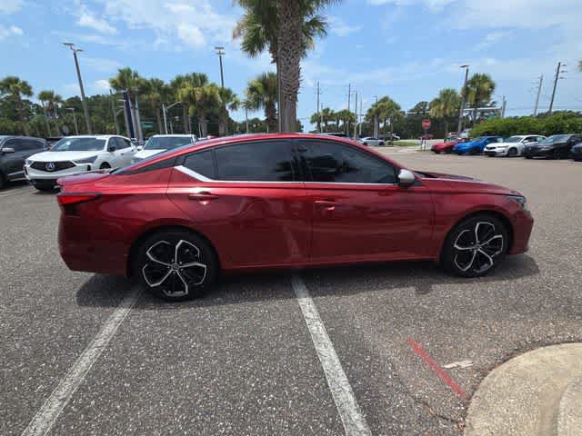 Used 2023 Nissan Altima 2.5 SR w/ SR Premium Package FWD image 9