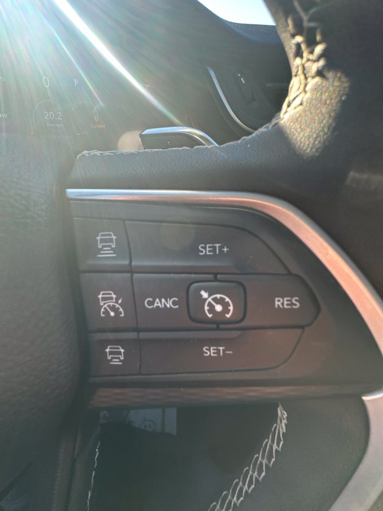 Used 2023 Jeep Grand Cherokee L Laredo AWD/4WD image 29