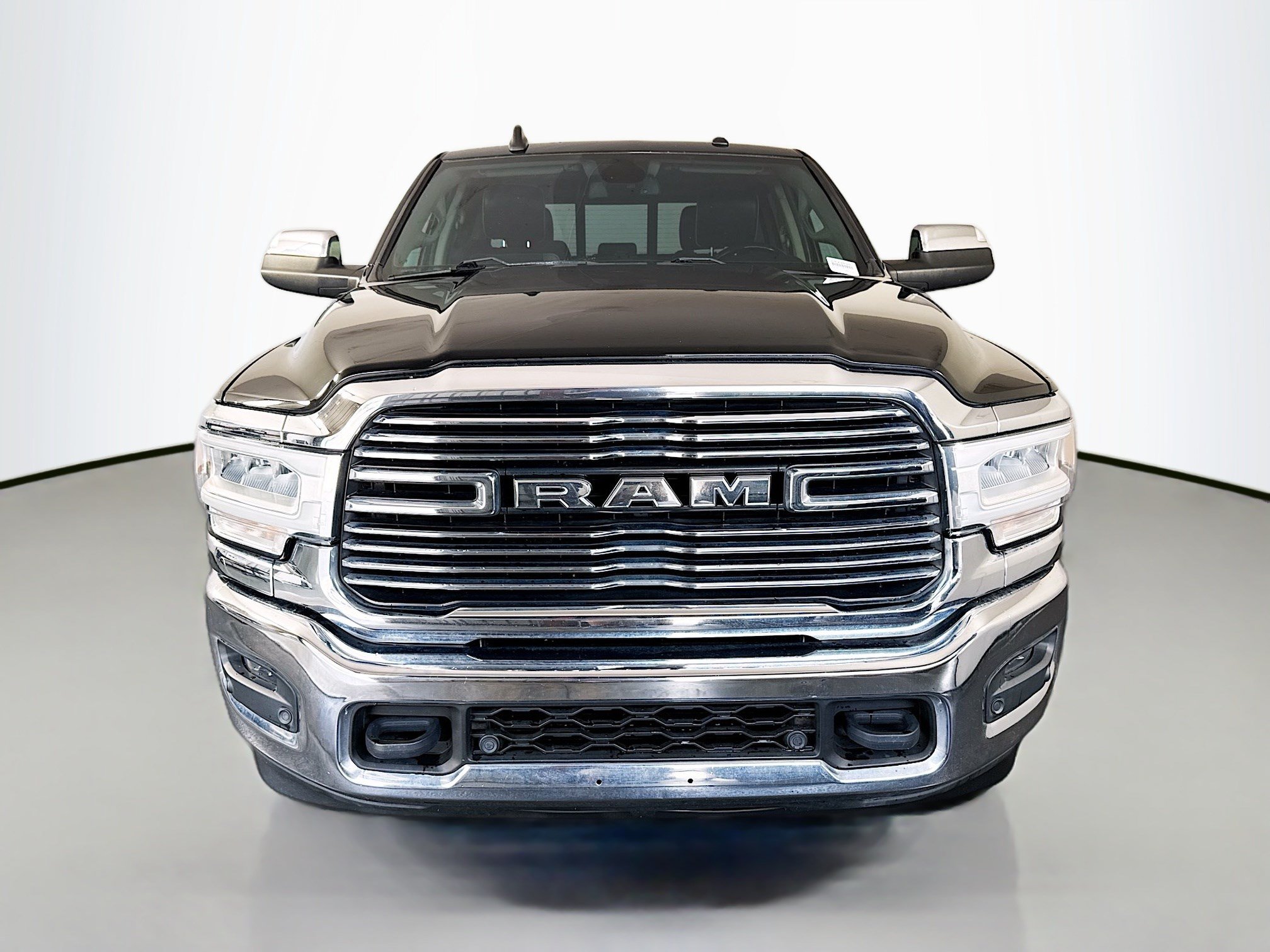 Used 2021 RAM 2500 Laramie AWD/4WD image 2