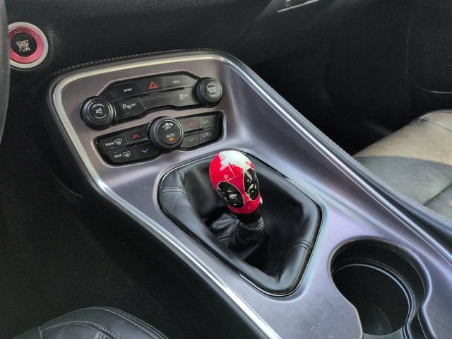 Used 2015 Dodge Challenger R/T w/ Quick Order Package 22B R/T RWD image 17