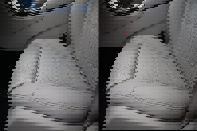 Used 2018 Mercedes-Benz GLC 300 4MATIC Coupe image 24