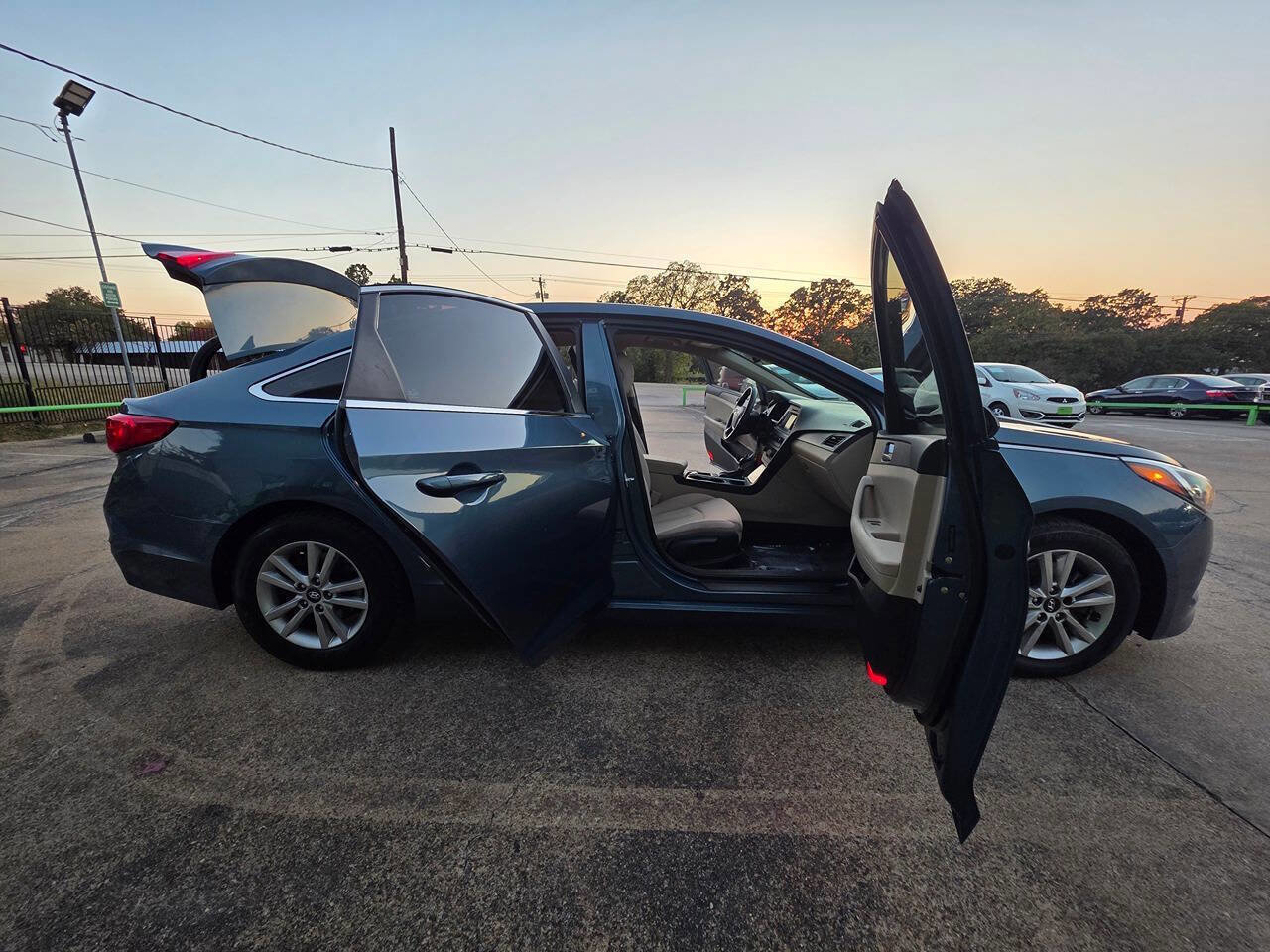 Used 2017 Hyundai Sonata SE image 41