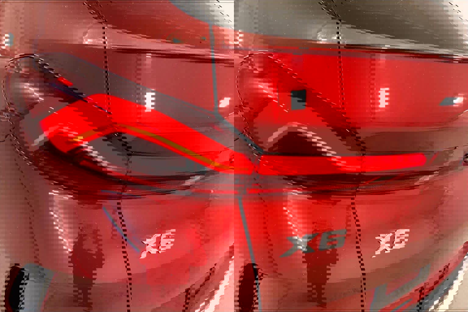 Used 2021 BMW X6 xDrive40i w/ Premium Package image 28