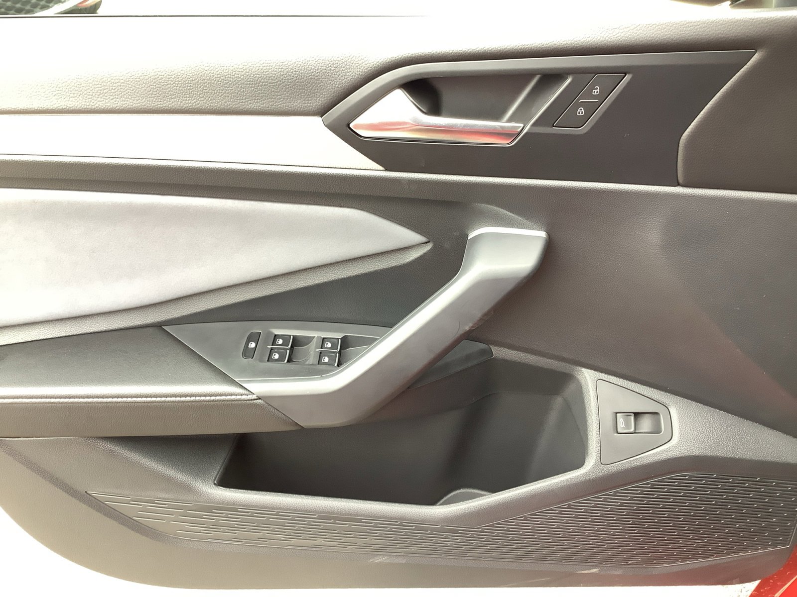 New 2026 Volkswagen Jetta SE FWD image 28