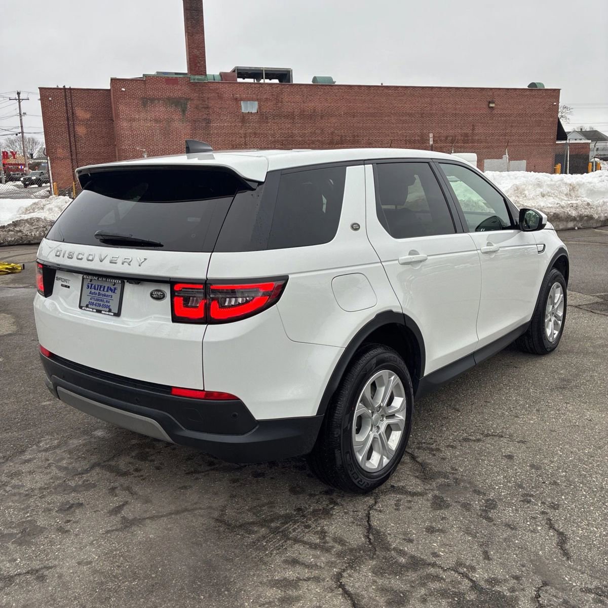 Used 2020 Land Rover Discovery Sport S image 3