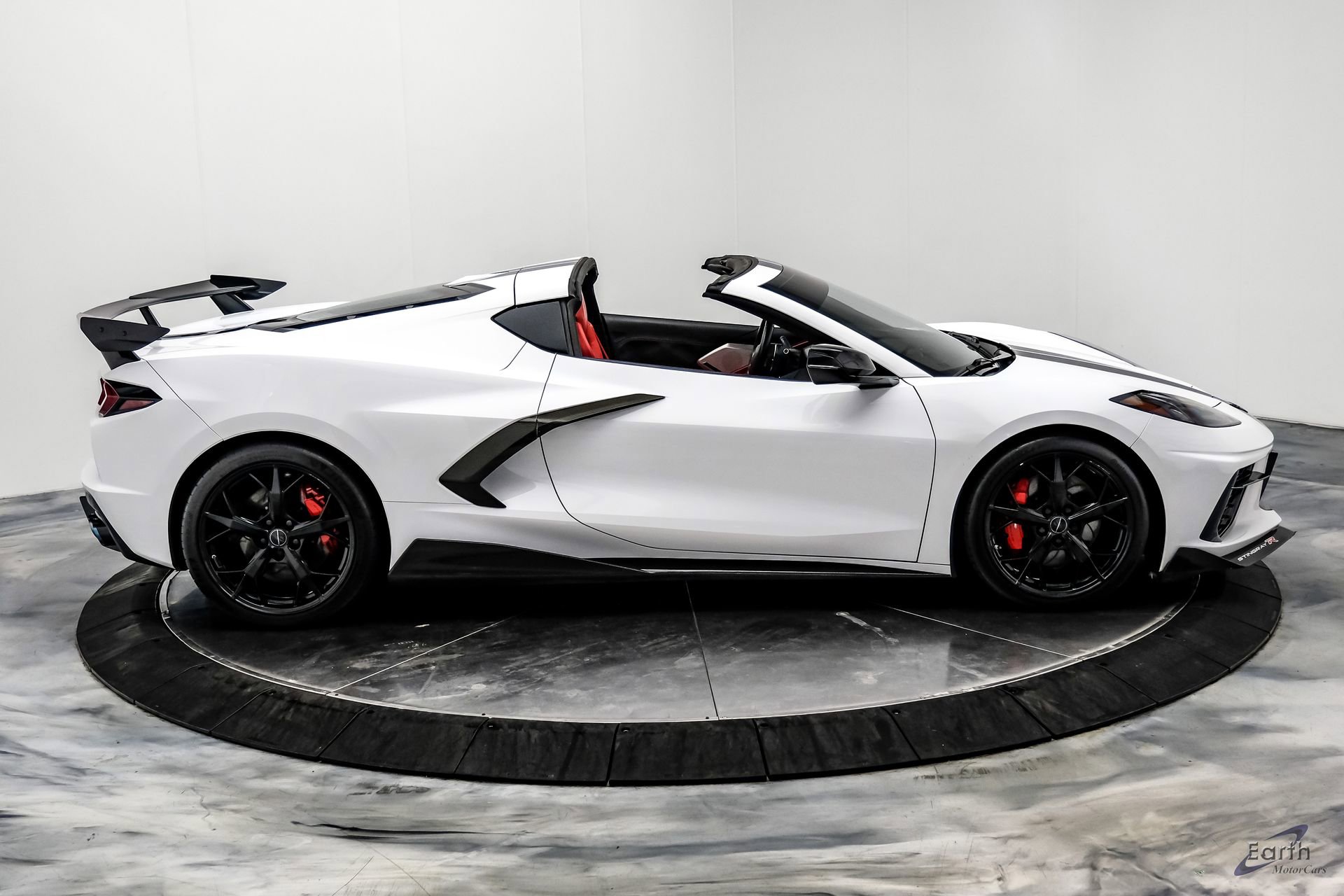Used 2020 Chevrolet Corvette Stingray Premium Cpe w/ 3LT Preferred Equipment Group image 26