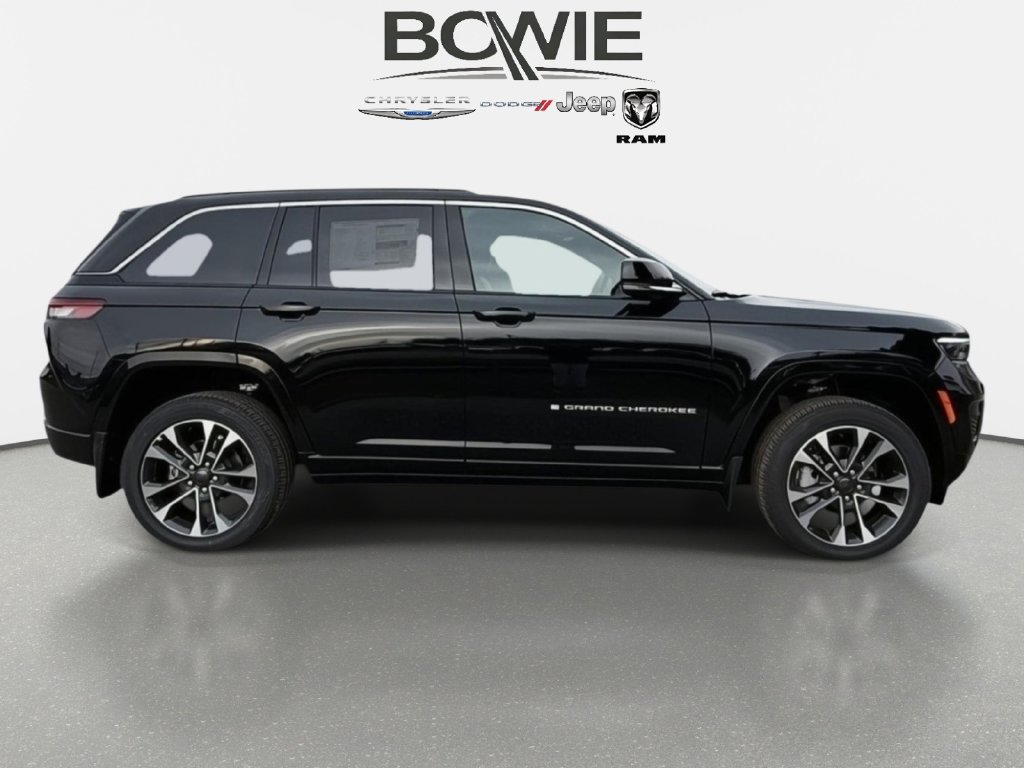 New 2025 Jeep Grand Cherokee Overland w/ Luxury Tech Group IV AWD/4WD image 7