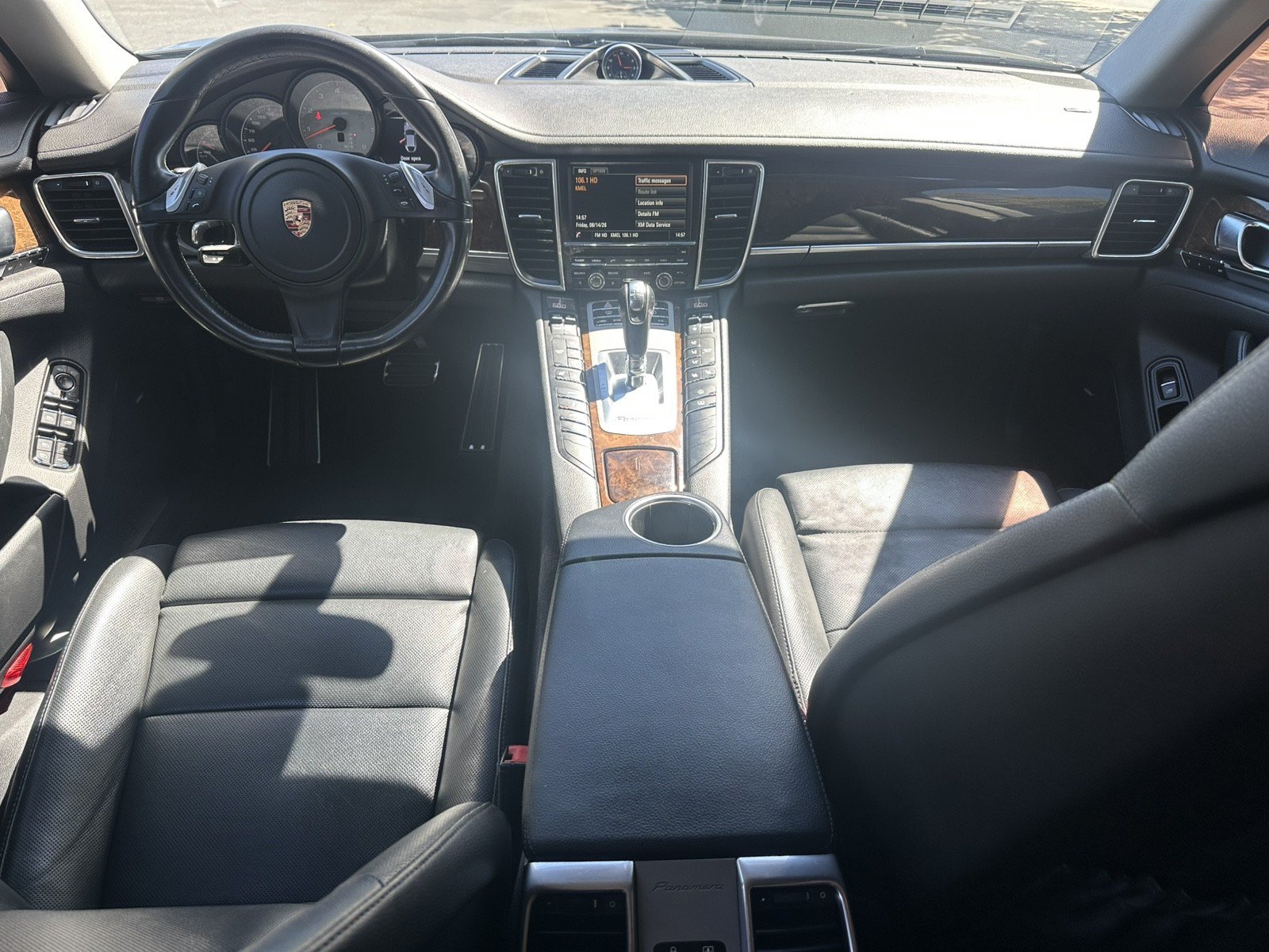 Used 2015 Porsche Panamera S RWD image 17