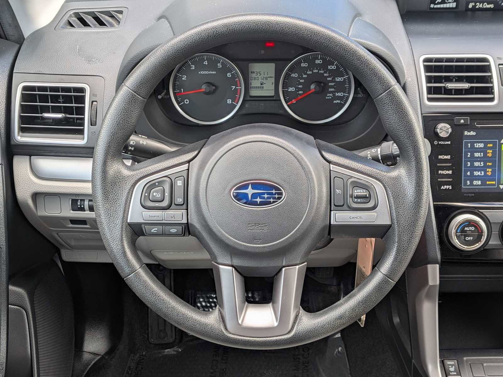 Used 2017 Subaru Forester 2.5i Premium AWD/4WD image 21