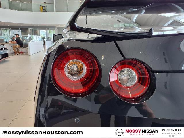 Certified 2024 Nissan GT-R w/ Floor Mat Package image 7