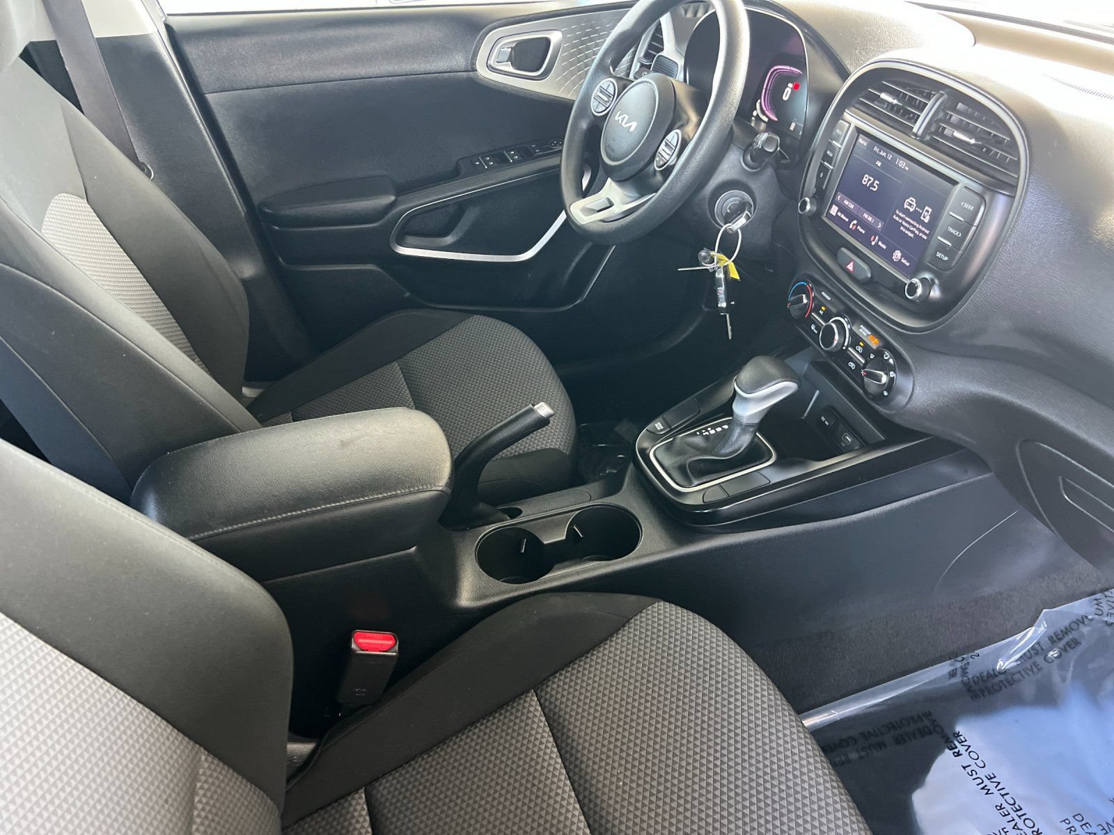 Certified 2023 Kia Soul LX w/ LX Technology Package FWD image 15
