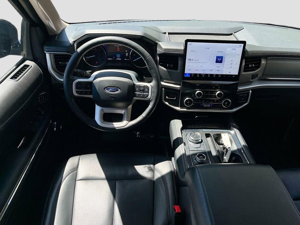 Used 2022 Ford Expedition XLT AWD/4WD image 23