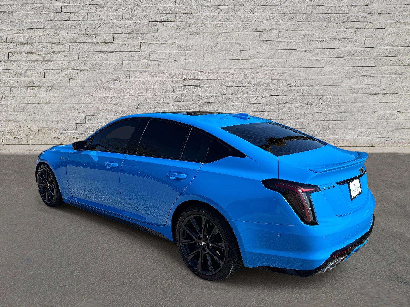 Certified 2022 Cadillac CT5 V w/ Premium Package image 3