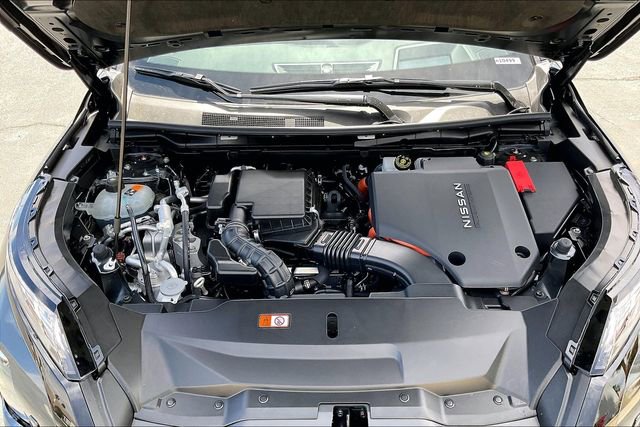 New 2026 Nissan Rogue Platinum image 8