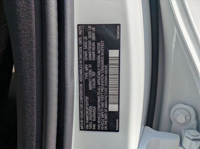 Certified 2026 Volvo XC60 B5 Plus w/ Protection Package Premier AWD/4WD image 26