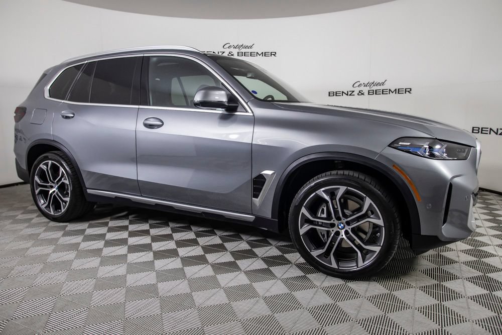 Used 2026 BMW X5 sDrive40i RWD image 2