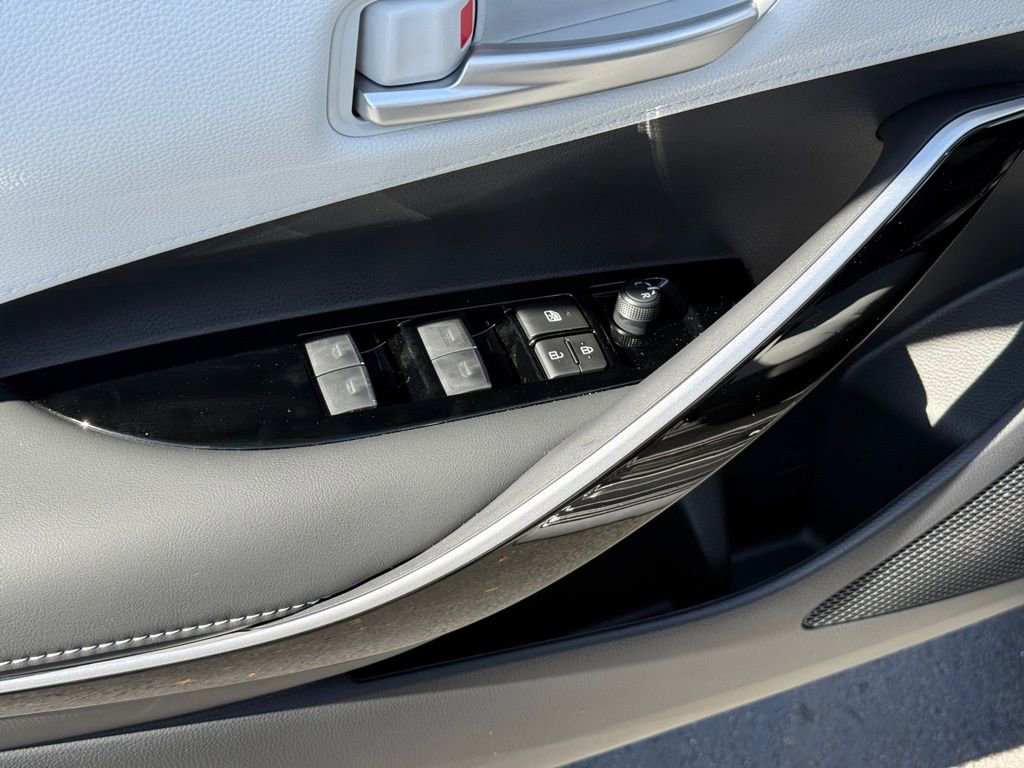 Certified 2026 Toyota Corolla XSE image 12