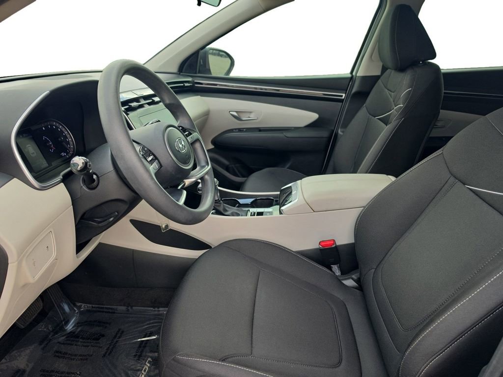 Certified 2023 Hyundai Tucson SE FWD image 9