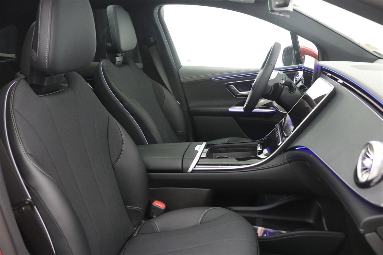 New 2026 Mercedes-Benz EQE 320+ SUV image 9