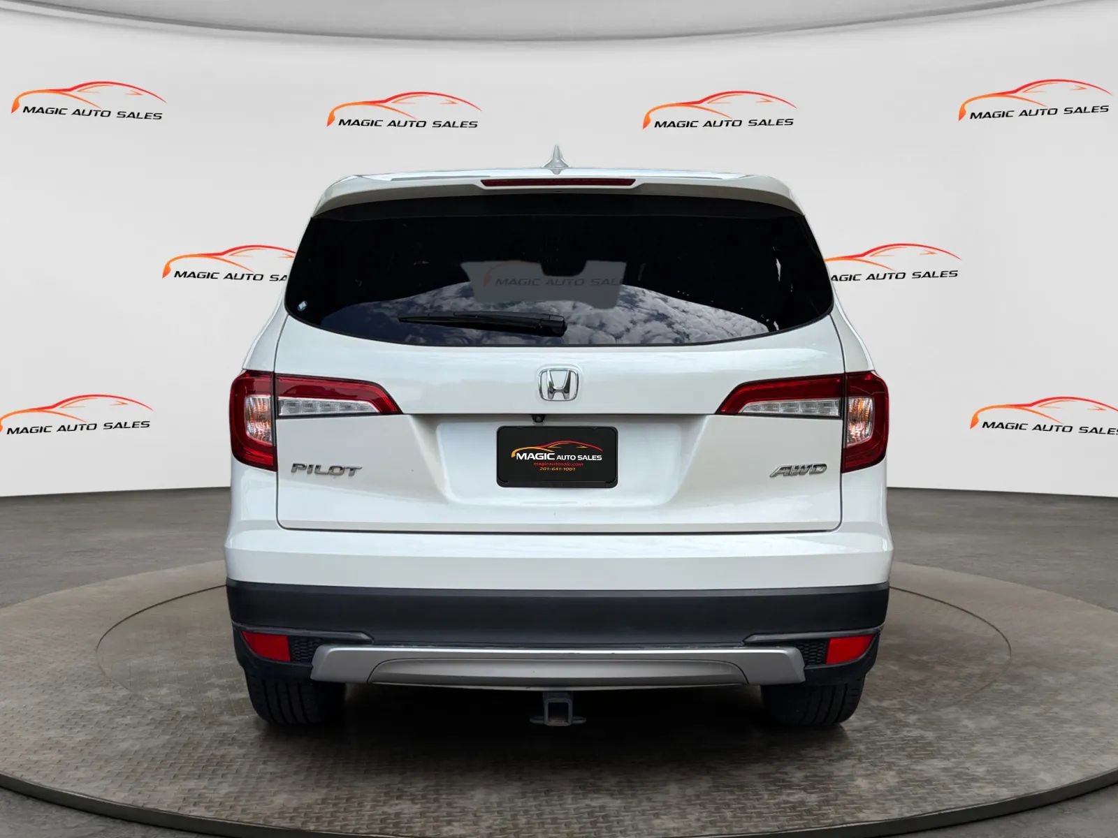 Used 2019 Honda Pilot EX image 9