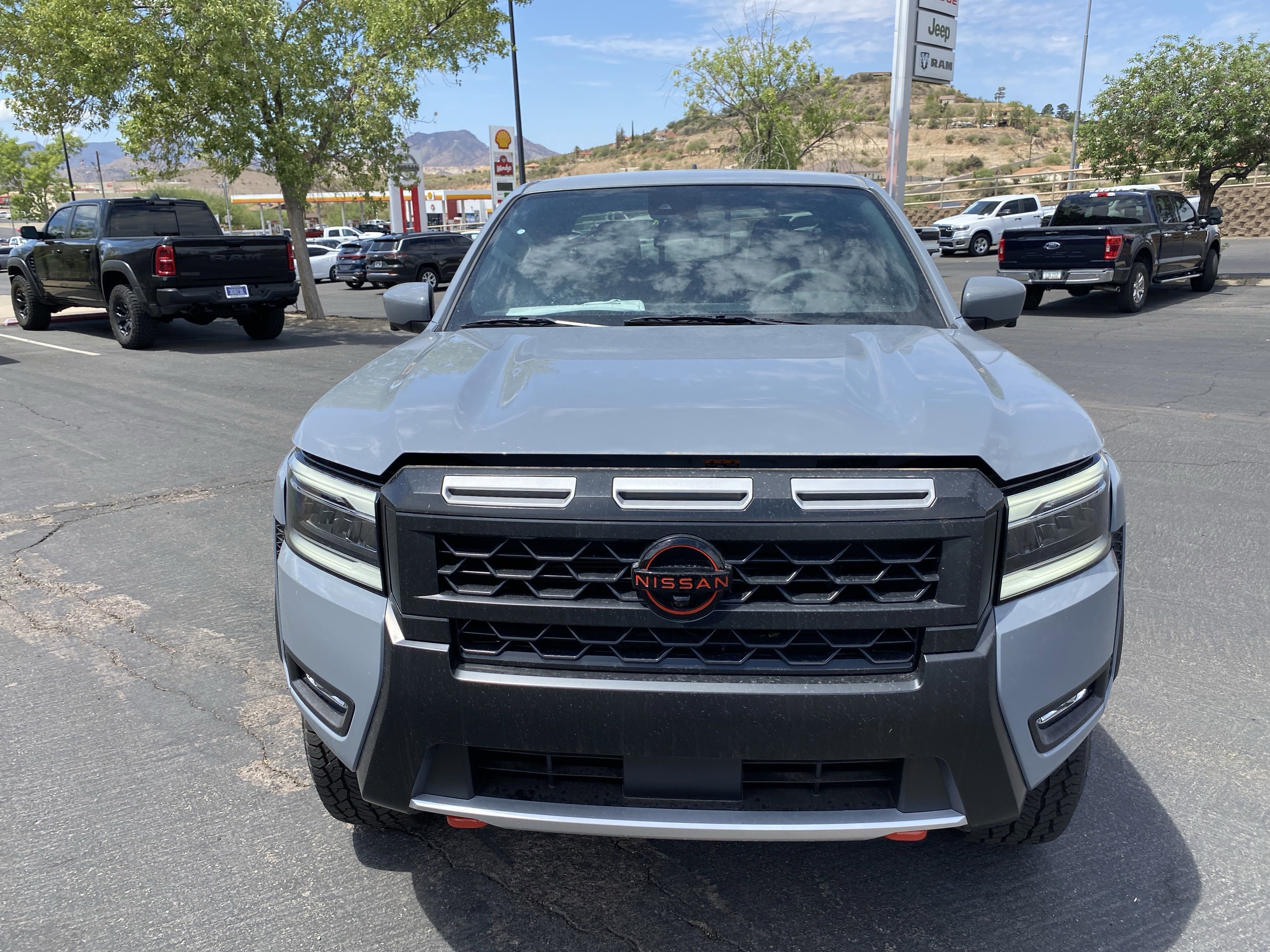 New 2025 Nissan Frontier PRO-4X image 6