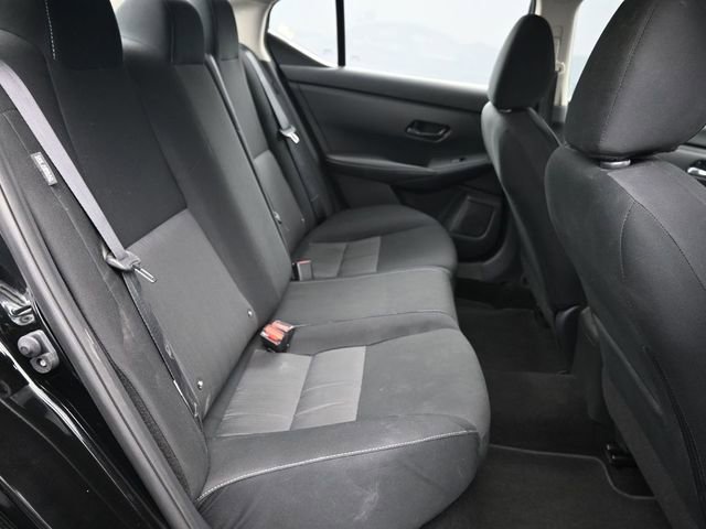 Used 2025 Nissan Sentra SV image 32