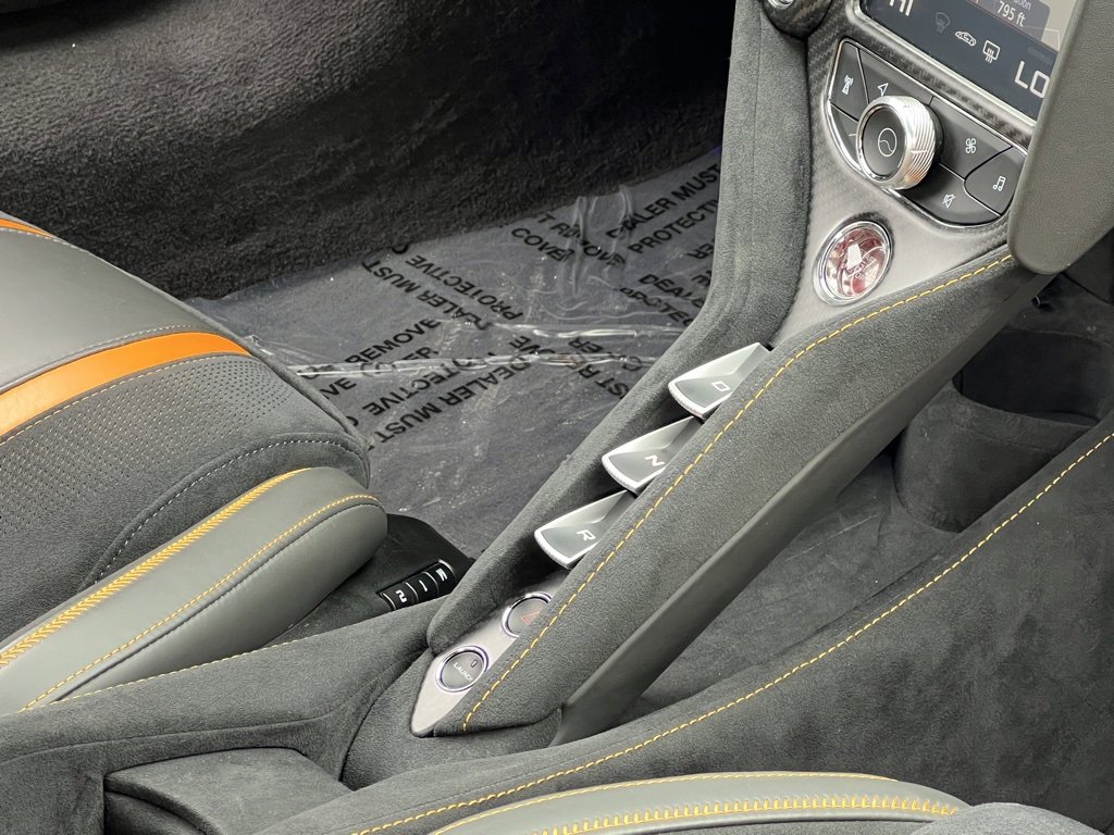 Used 2021 McLaren 720S Luxury image 37